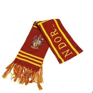 Harry Potter Wizarding World Universal Studio Gryffindor Scarf